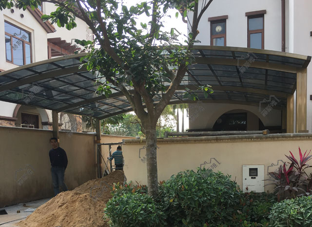 海南海口富力盈溪谷一馬先生